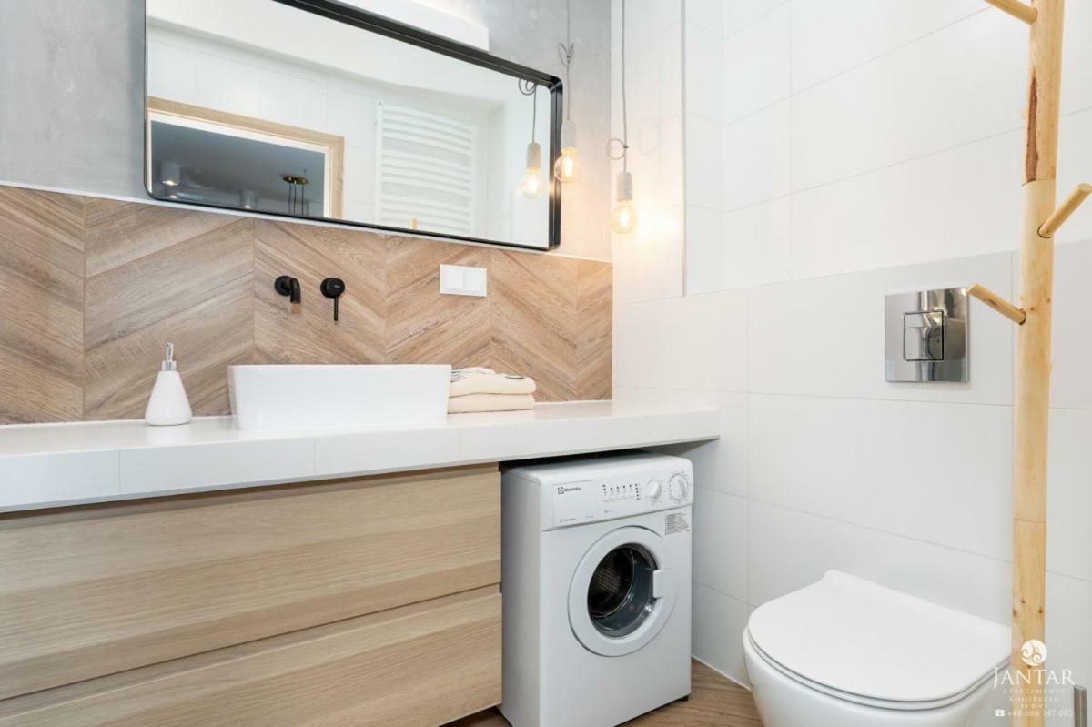 Sailor 7 Z Bocznym Widokiem Na Morze Apartman Ustronie Morskie Szoba fotó